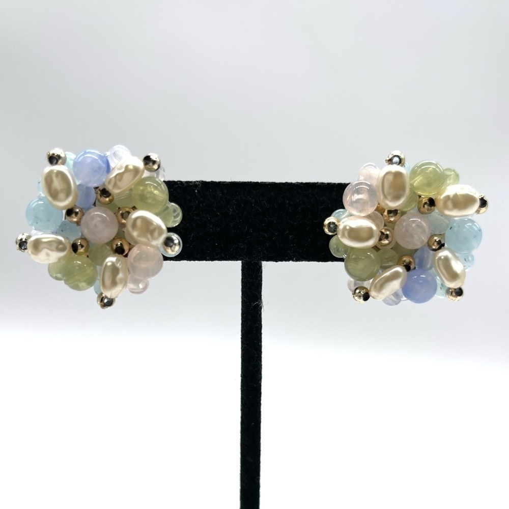 Flower Earrings made of Fresh Water Pearls and colorful Beads